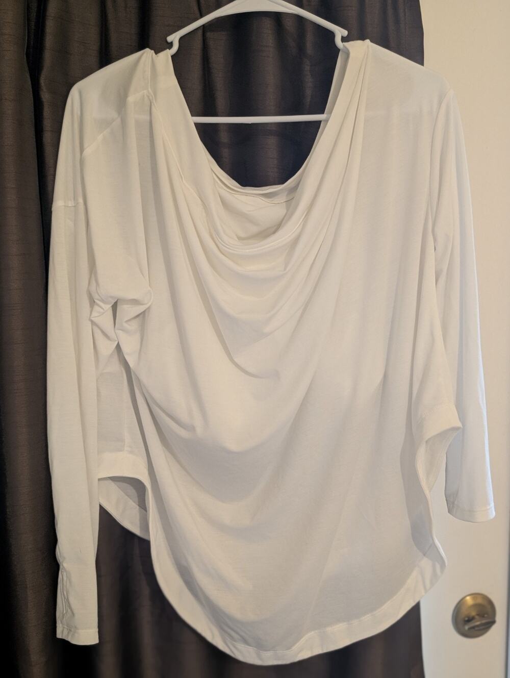 Halara Women’s White Off-Shoulder Long Sleeve Pullover Top Stretch Relaxed sz L